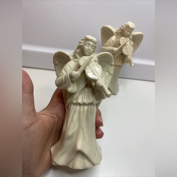 2 Christmas Lenox Holiday Angels Playing the Violin  Figure / Figurine ~ 6” - Picture 2 of 9